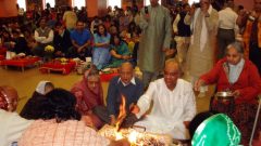 Ashpuramaa-Samudrimaa-Havan-2008-Birmingham-2008-03-09-15-49-03