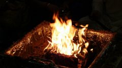 Ashpuramaa-Samudrimaa-Havan-2008-Birmingham-2008-03-09-15-55-35