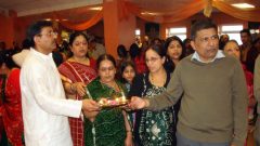 Ashpuramaa-Samudrimaa-Havan-2008-Birmingham-2008-03-09-16-34-45