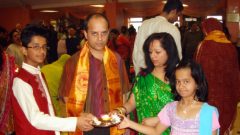 Ashpuramaa-Samudrimaa-Havan-2008-Birmingham-2008-03-09-16-36-07