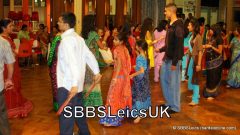 Navratri-2008-10-02-22-24-28