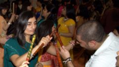 Navratri-2008-10-04-22-00-30