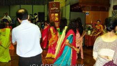 Navratri-2009-09-25-23-15-05