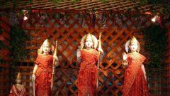 Religious-Coach-Trip-2010-05-09-10-45-21