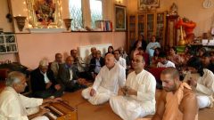 Religious-Coach-Trip-2010-05-09-18-01-33