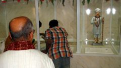 2015-02 Trikamji Bapu Murti Prastistha (35)