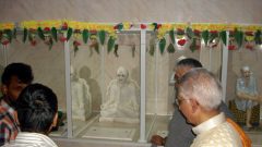 2015-02 Trikamji Bapu Murti Prastistha (55)