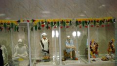 2015-02 Trikamji Bapu Murti Prastistha (66)