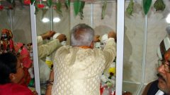 2015-02 Trikamji Bapu Murti Prastistha (72)