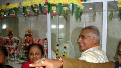 2015-02 Trikamji Bapu Murti Prastistha (74)