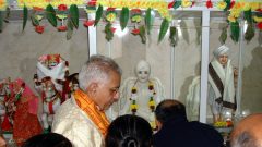 2015-02 Trikamji Bapu Murti Prastistha (78)